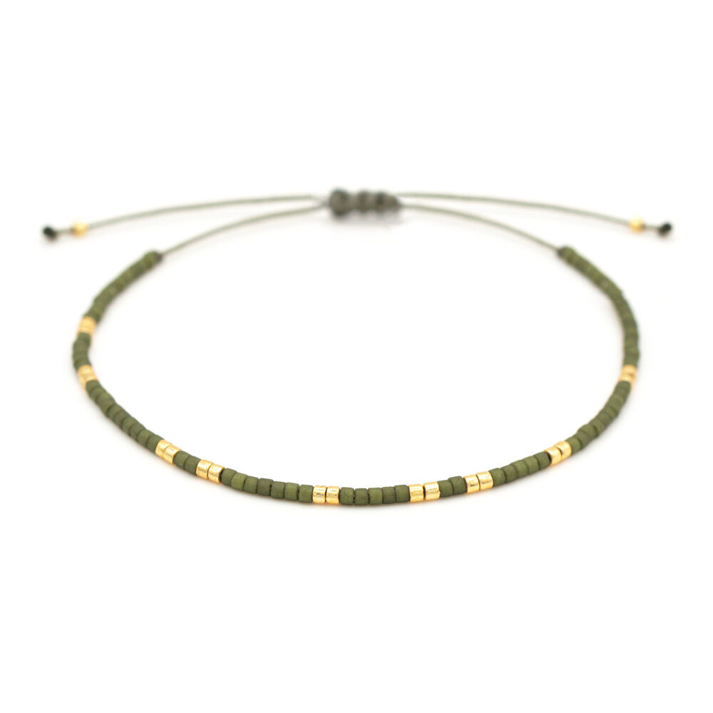 Zartes Armband mit olivgrünen und goldenen Miyuki Perlen