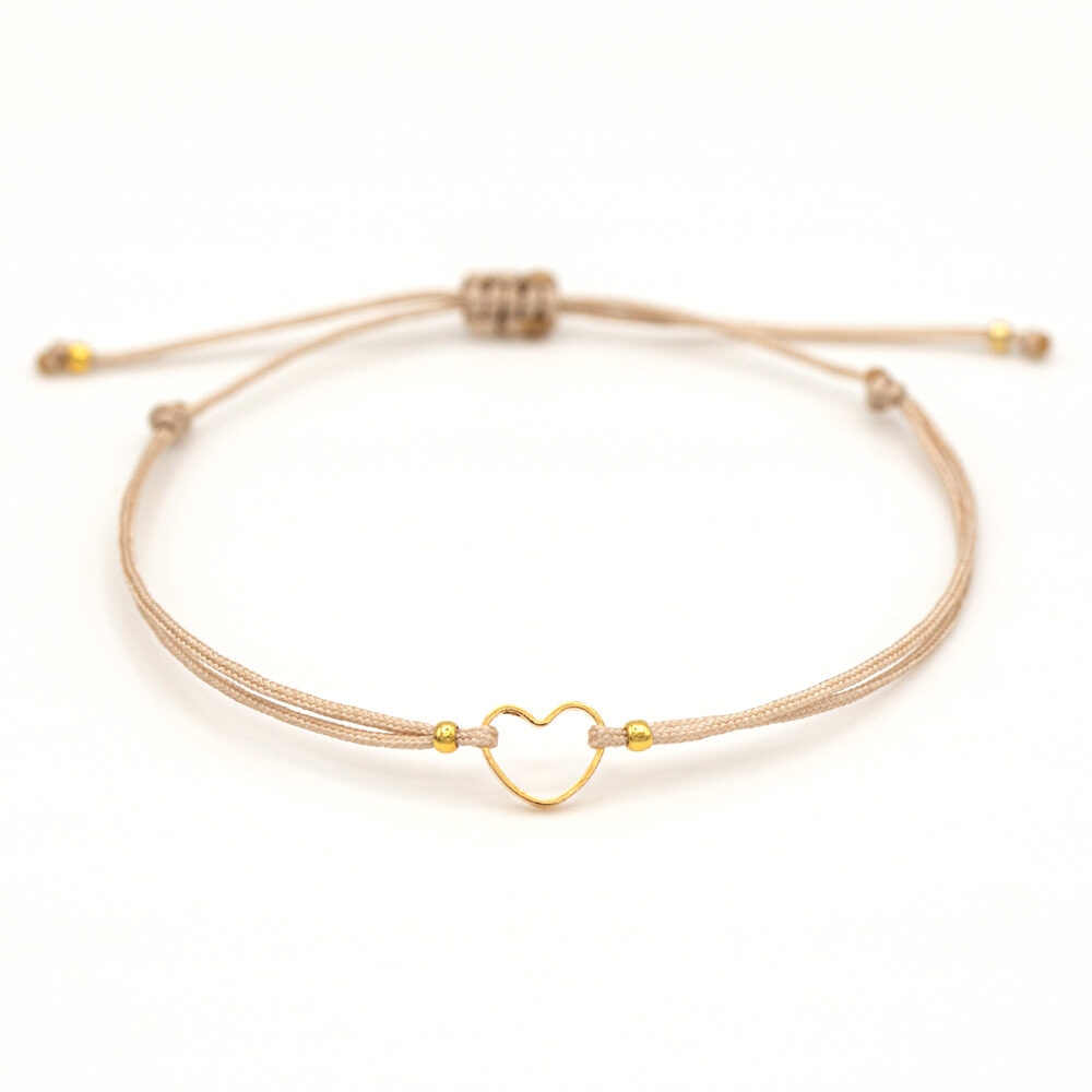 Braunes Armband mit kleinem goldenen Herz