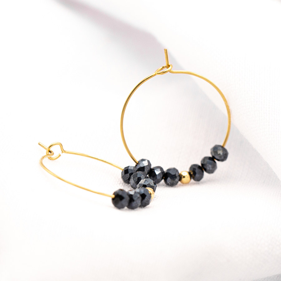ohrringe-25-messing-gold-perlen-gold-facettiert-blau-elajustudio-OH-0313-vorne-2