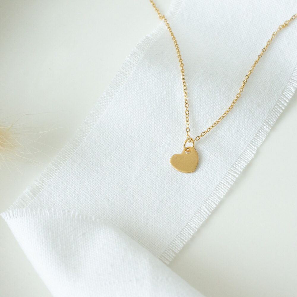 Goldene Gliederkette mit Herz Charm