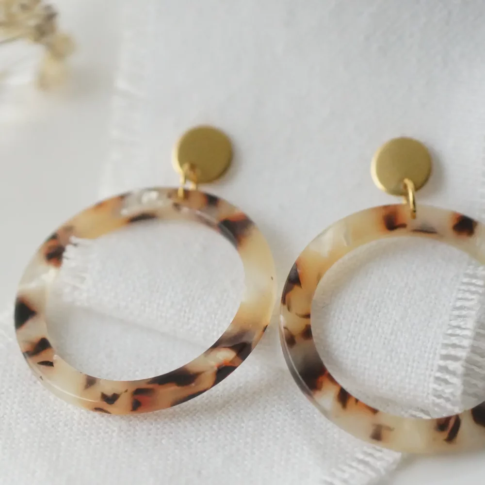 Circle Ohrringe beige & brown – Bild 3