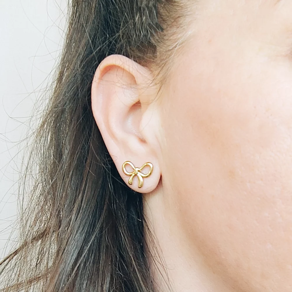 Ohrstecker Golden Bow – Bild 4